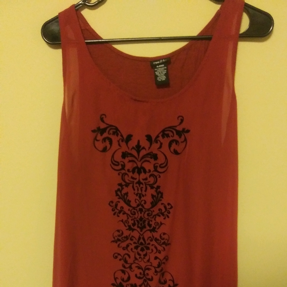Rue 21 Burgundy & Black Tank Top